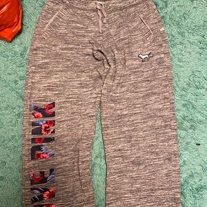 Pink sweat pans size M